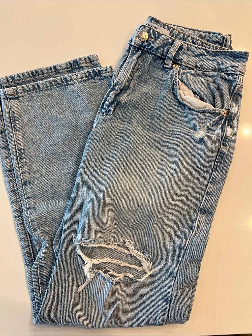 Light Blue Distressed Women’s Garage Jeans